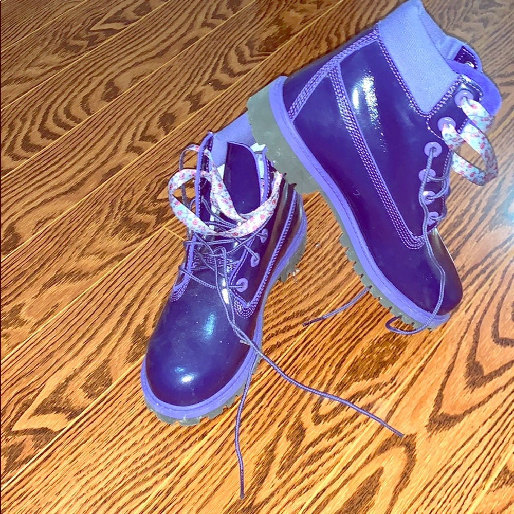 LNWOB PURPLE TIMBERLANDS